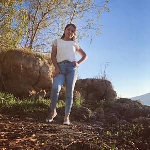 Meet your Posher, Laura